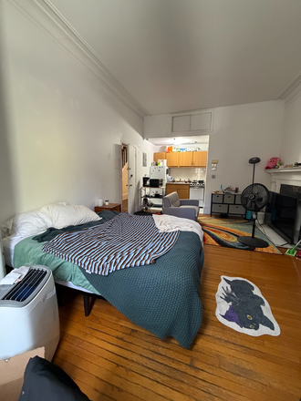 a - FRONT FACING STUDIO Apartments