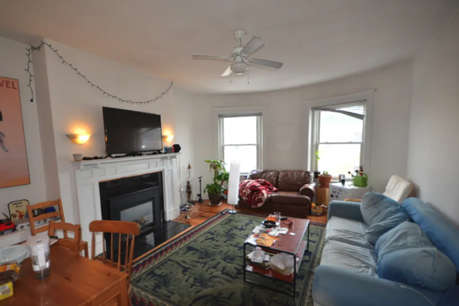 x - Huge 4 Bed on Saint Lukes Rd Allston Apartments