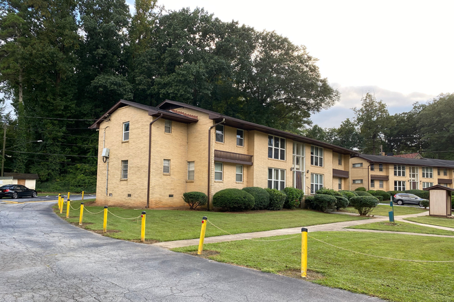 View From Outside - 1Bed1Bath at Emory Village (Walk to Emory) for Summer Apartments