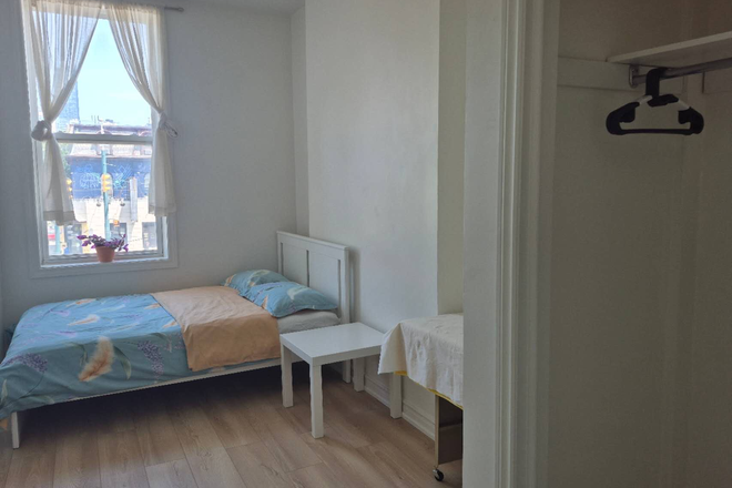 2nd floor bedroom - 2 Floors availible - 2 bed/1 bath and 4 bed/2 bath (Pricing Details Below)