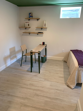 Bedrooom and Furnishings for rent - Porter Square - Private Furnished Room Condo (Shared Housing)