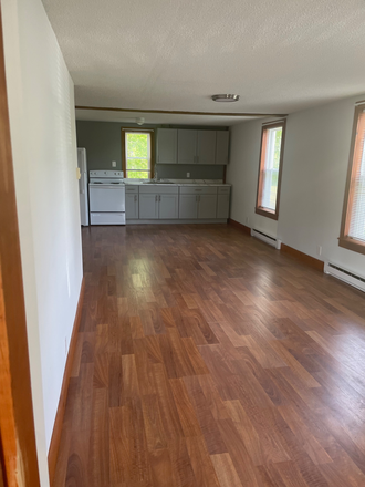 All photos show the apartment unfurnished. It is currently furnished. - Fall 2025 Sublet