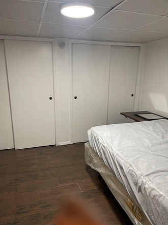 Bedroom - 1 bedroom (share kitchen and bath) House