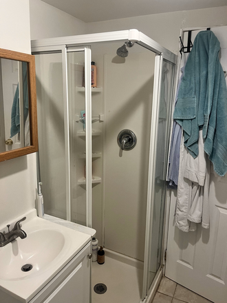 Available Basement Room Private Bath - Large Basement Room with private bath available! (5 Bed, 3.5 Bath house)