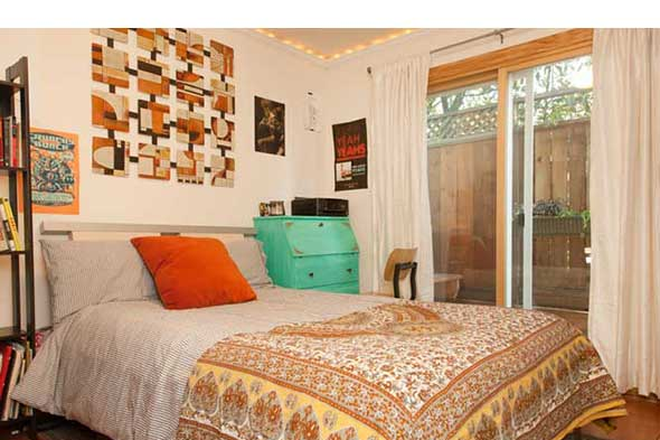 Bedroom II - Lower 2-BR Beautiful Berk. Flat, 3 Blocks BART Feb '26