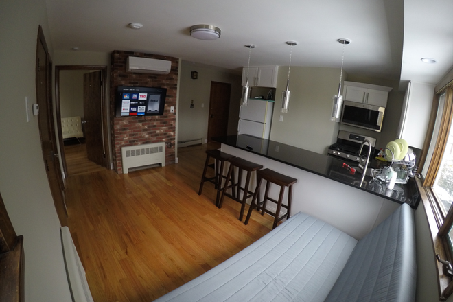 1 - SEPT 2026 – Cambridge 3 Bed with Modern Kitchen, A/C & Furnished Option! No Broker Fees! Apartments