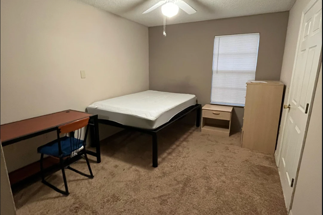 bedroom - Knights Circle