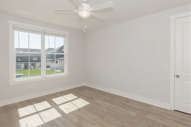Bedroom - 2023 Rosemary St Townhome