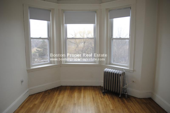 a - Top floor front facing! Apartments