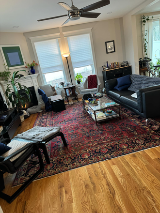 Living room - Housemate Wanted: Free Rent in Exchange for Overnight Presence (Northampton, MA)