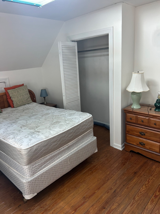 Bedroom. - Sussex House
