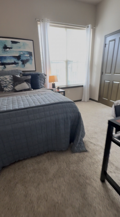 Private Bedroom - The Crimson Apartments 2bed/2bath