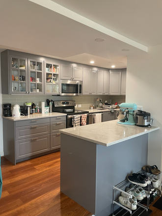 Kitchen - Roommate Wanted: 2BR/1BA Apartment in N. Cleveland Park