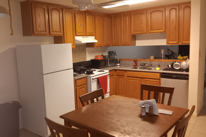 Kitchen - Aggie Villas Apartments