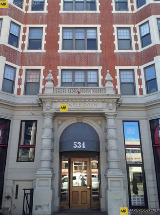 Call call or text Arezou at 617-584-7817 - 2 bed 2 bath condo in an elevator building in Kenmore sq.!!***NO BROKER FEE*** W/D in every floor