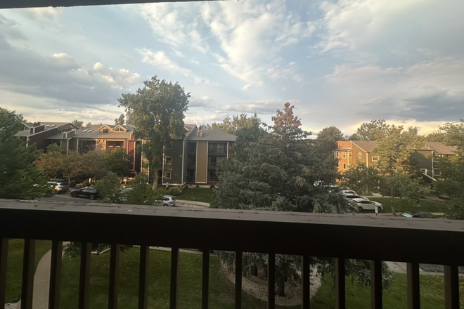 View from balcony - Gold Run Apartment close to campus