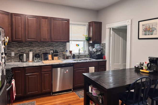 kitchen - Two bed and two full bathrooms Mid August or September 1st near campus Apartments