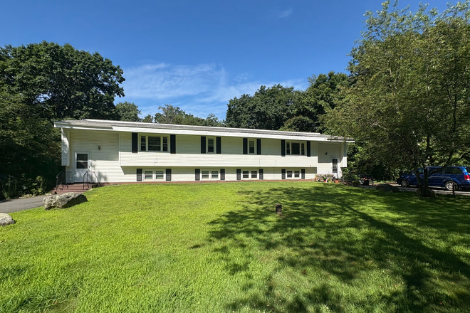 Exterior - 229-A Amherst Road - 3 Bedroom (Belchertown)