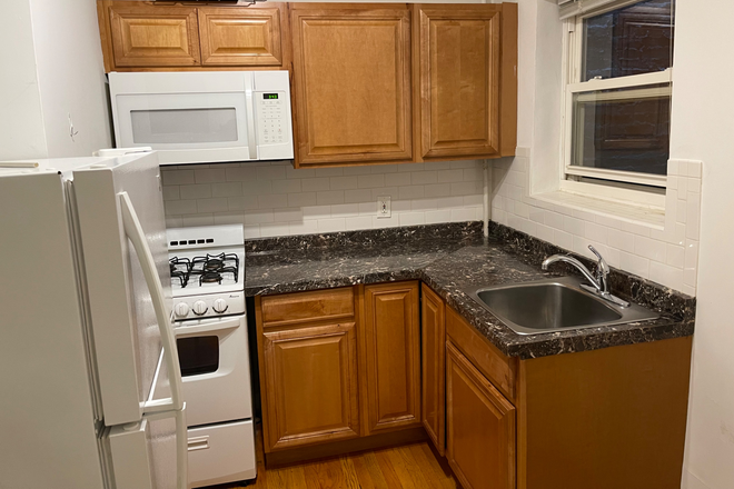 Kitchen - Seconds from Medical Area! Apartments