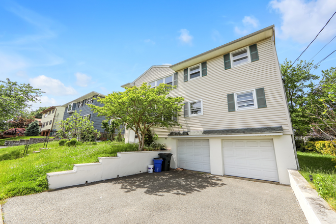 Driveway - 3BR Apartment in Clifton | Driveway & Yard Included, 2mi to MSU Campus, 0.5mi to NJ Transit