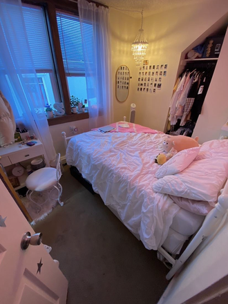 Your Future Bedroom! So cute and cozy! - House close to campus seeking 4th roommate