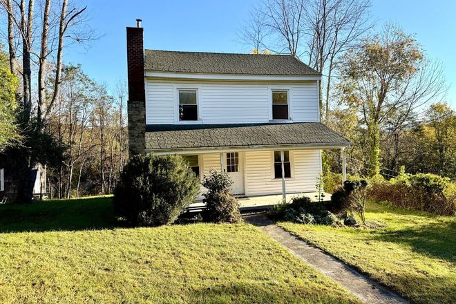 Photo - Cozy Blacksburg Home in Peaceful/Natural Setting