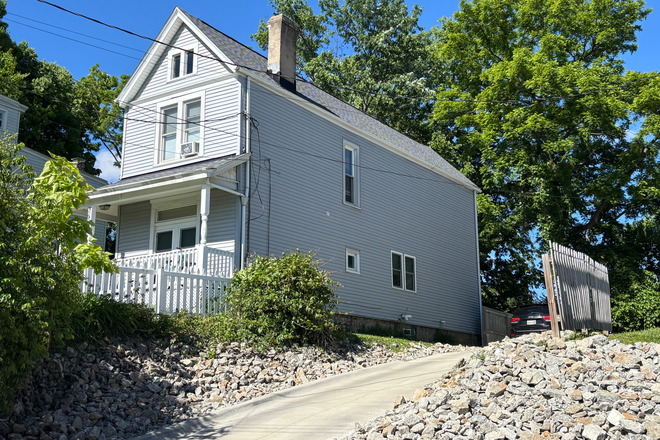 Front of house - 3 Bedroom / 2 Bath House One Block from XU Campus - Recent Full Renovation