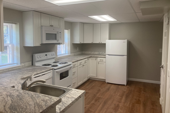 Kitchen - Second level 2 Bedroom 2 Bath apartment in Convenient location