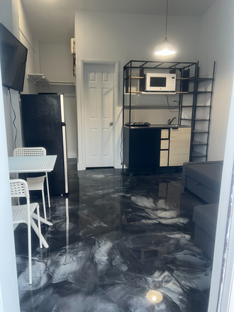 open floorplan - Studio apartment for rent in a quiet neighborhood