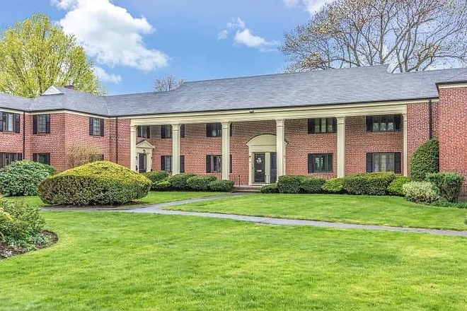 Landscaping and Snow Removal Handled by Property - No Fee. Sunny 2BR brick townhouse: A/C, W/D, pool, parking - prime Watertown spot close to Boston.