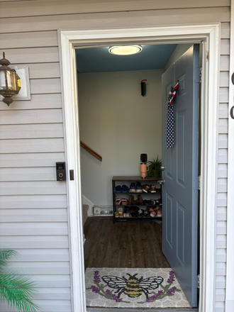 Front Door - Spacious Master Bedroom for Rent – All Utilities Included – Just 1 Mile from W&M!