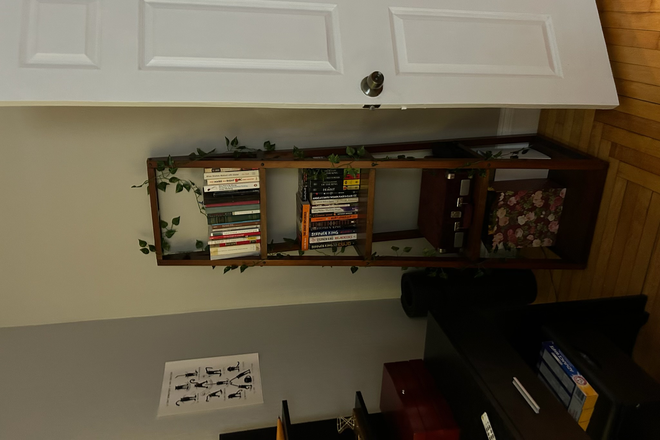 Bedroom 2 - Room in Brighton Apartment!