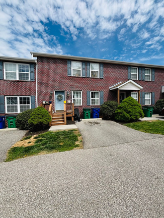  - 3 Bedroom 2 Bath Townhouse