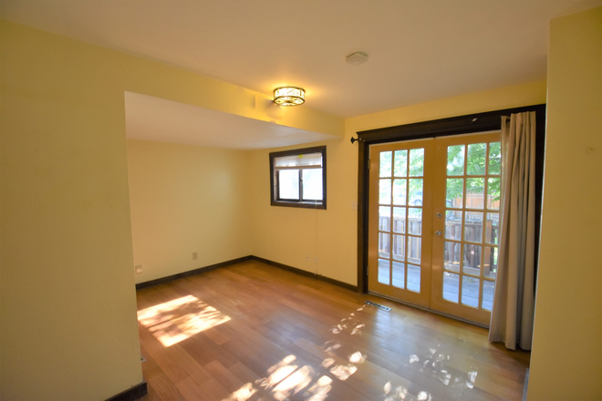 Bedroom - Goss Grove Apartment close to campus