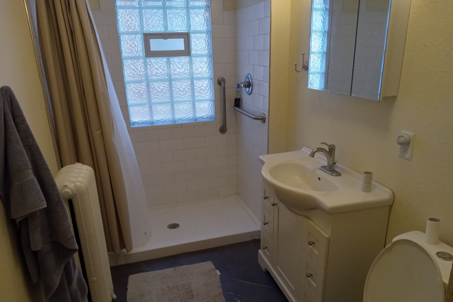 gath room - private home