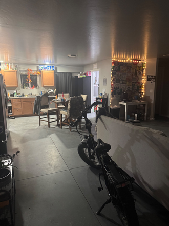 kitchen/living room - walking distance to cmu House