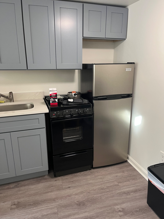 New appliances - Studio - Walk to UMD includes All Utilities, Parking, WiFi, Laundry Apartments