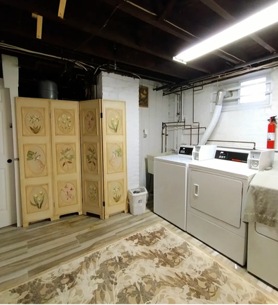 Laundry room - Eastside 2 Beds, pleasant view close to campus Apartments