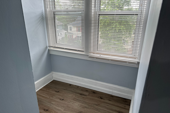 private sitting room - Furnished room-Wilton St-Princeton