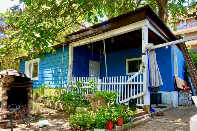 Studio - Rustic House in The Backyard Garden🪴