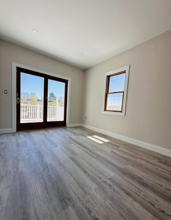 Bedroom - Room Rental - Savin Hill | Walk to Red Line | Stainless Steel | Granite | Hardwood Apartments