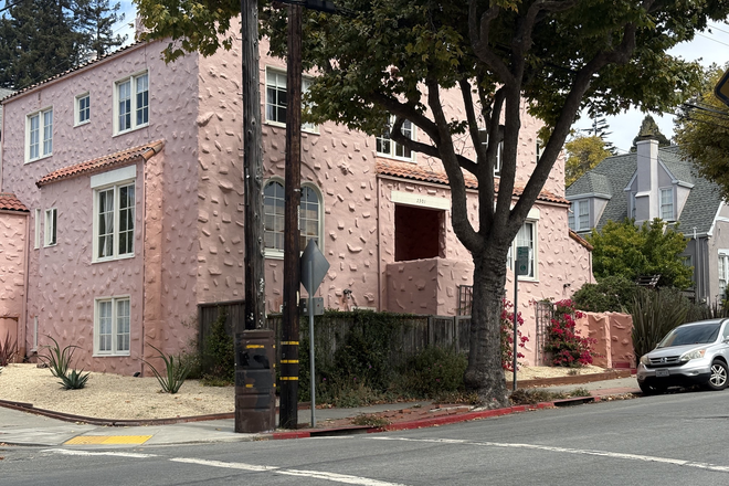 street view - Charming North Berkeley  studio 4 blocks from UC and Gourmet ghetto , can be rented furnished