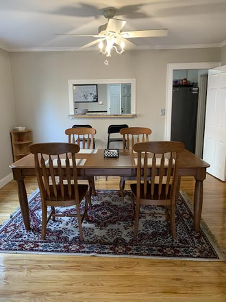 Room - Updated 10/8/25 Great 3 bed 2 bath close to campus on Undine rd for 2026, good for 3-4 People Apartments