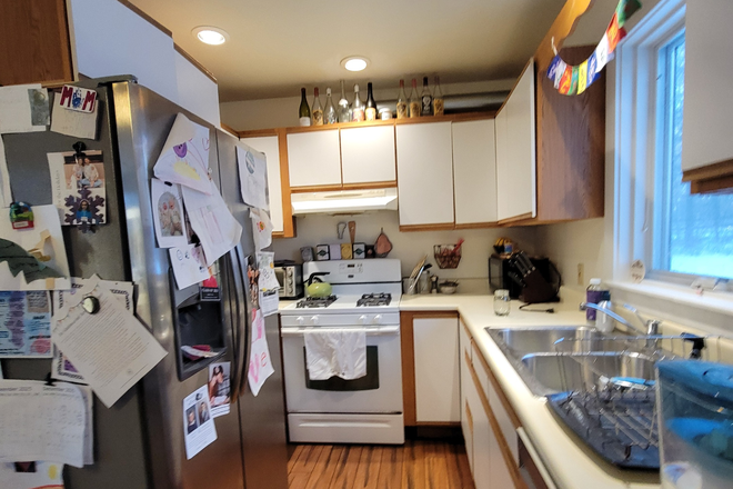 Kitchen - Enjoy the Beauty of the Islands House