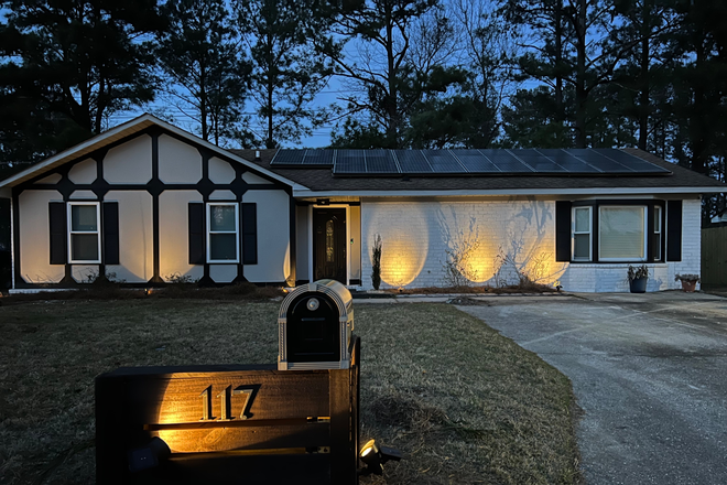 Outside facade - Cozy Quarters