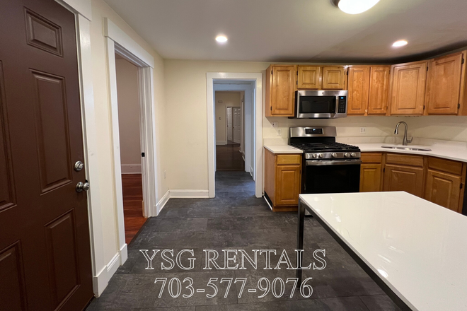 1 - Mission Hill 3 Bed for 9/1/2025! Great Price!