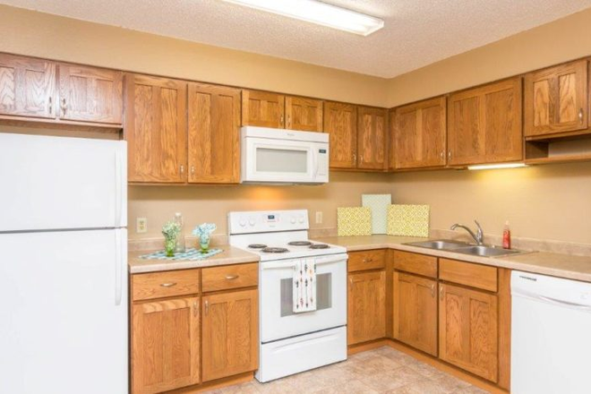 Kitchen - Campus View Apartments