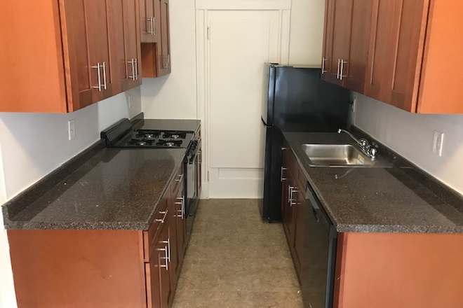 Call NOW for showings! 617-236-8550 - BOYLSTON ST - *NO FEE* MODERN 1BR/1BA IN SYMPHONY AVAIL *9/1/2026* W/ H&HW INC, LNDRY IN BLDNG! Apartments