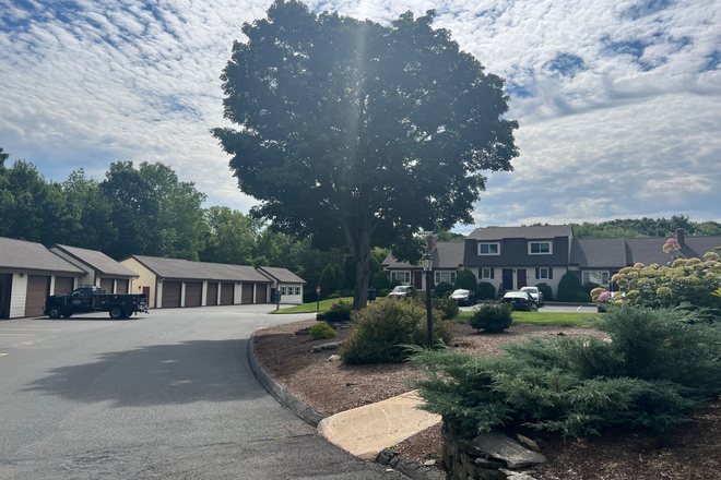 Outside - Santini Villa Apartment, Vernon: Quiet, Scenic, and Great Value