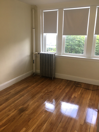 visit hubrealtyproperties.com - Fantastic 1 bedroom with sunporch, in brownstone, on the green line T Apartments